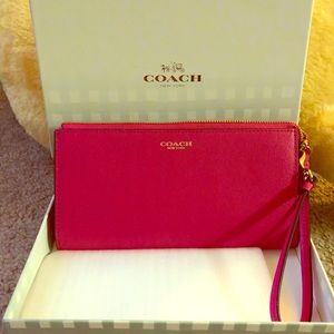 Coach Wristlet Wallet